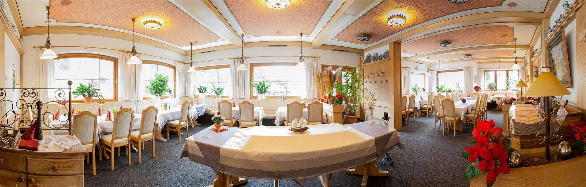 Hotel Pfrontener Hof Eksteriør bilde